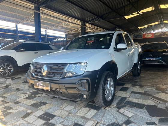 RENAULT OROCH 1.6 16V SCE FLEX INTENSE MANUAL RENAULT OROCH 1.6 16V SCE FLEX INTENSE MANUAL